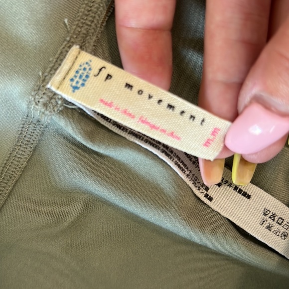 Free People Movement Sage Green Leggings 🍃 - Picture 4 of 4